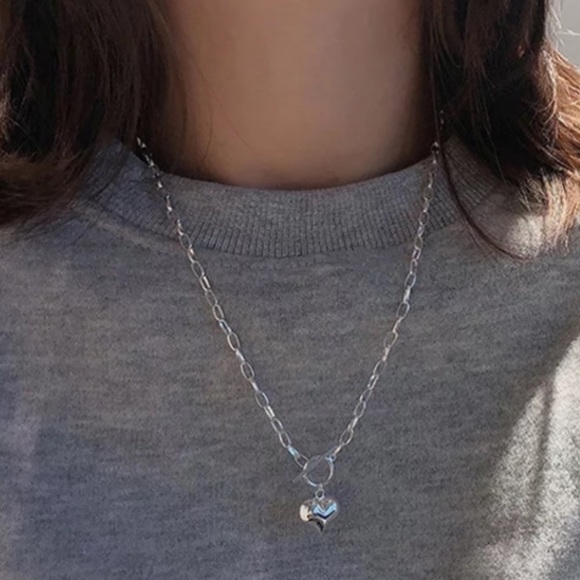 925 STERLING SILVER CHUNKY TOGGLE HEART NECKLACE - Picture 3 of 6